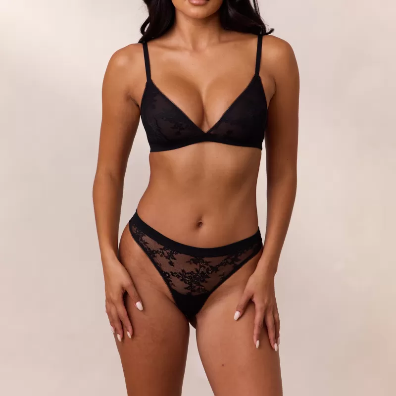 Shop Lounge Underwear Lace Triangle Bralette - Schwarz